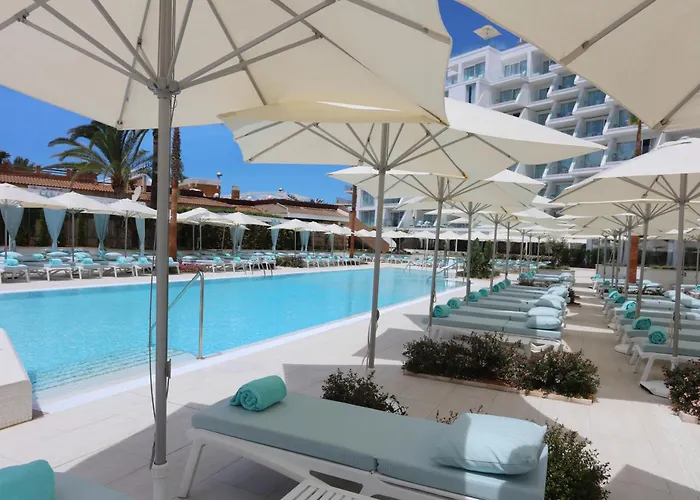 Iberostar Selection Готель